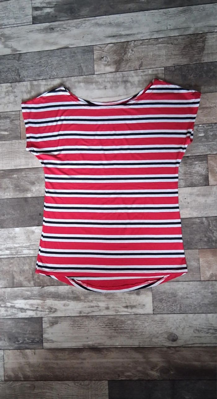 Tee-shirt femme à rayures Taille 40