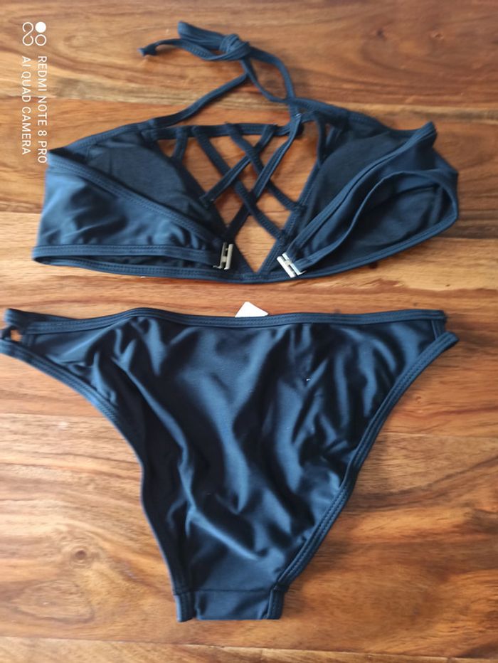 Maillot de Bain Femme 2 pièces Taille 38 - photo numéro 2