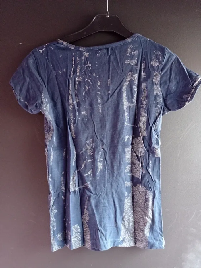 T-shirt bleu - photo numéro 2