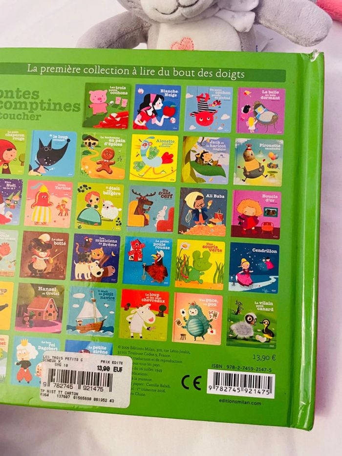 Livre à toucher les trois petits cochons - photo numéro 9