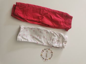 Lot de 2 pantalons bébé taille 18mois orchestra et pat et ripaton TBE