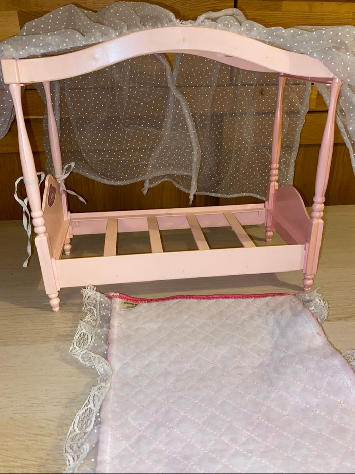 Barbie Mattel poupée lit baldaquin vintage dream glow bed 1985 - photo numéro 8