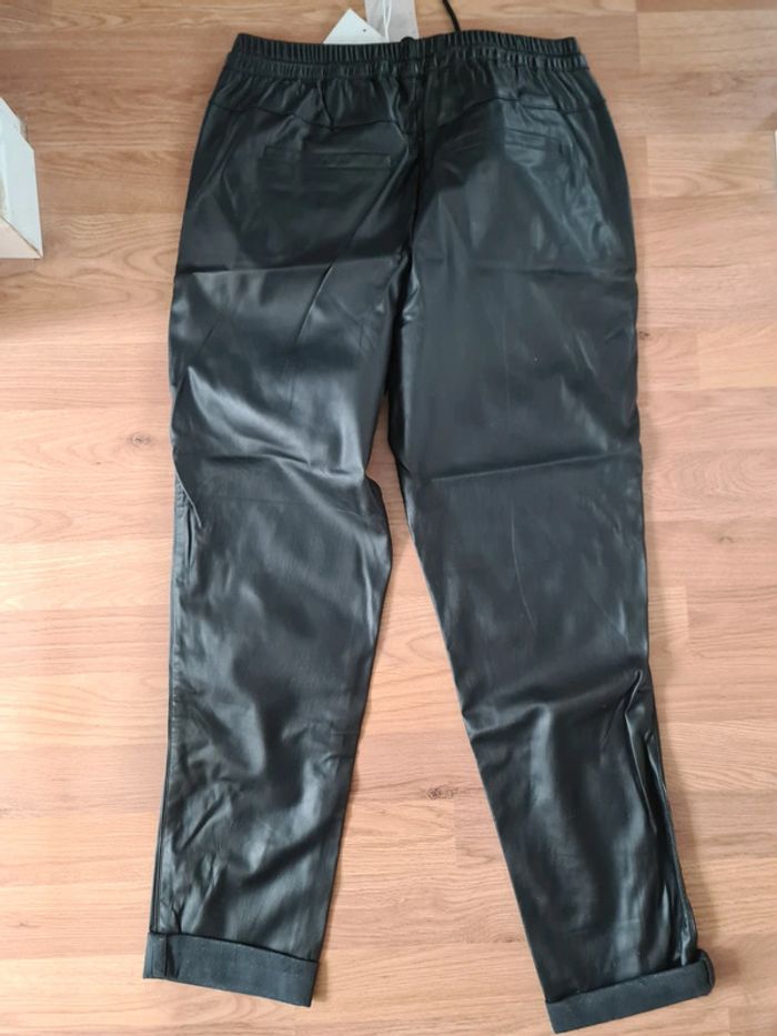 Pantalon simili - photo numéro 2