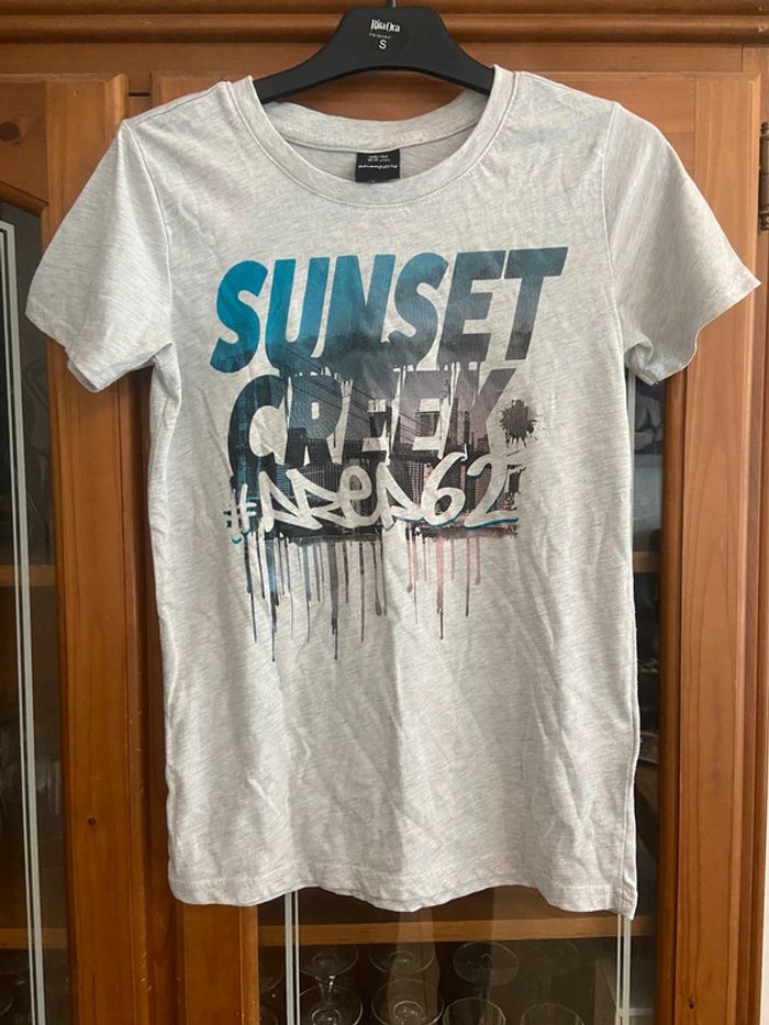 T-shirt imprimé avec logo