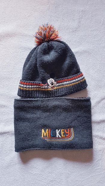 Bonnet et tour de cou Disney 2/3 ans