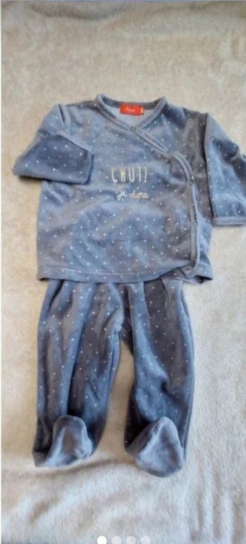 Pyjama 2 pièces avec pieds bébé garçon 9 mois