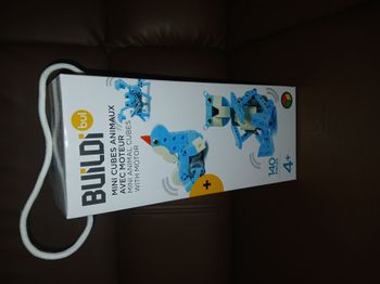 jouet mini cubes animaux avec moteur oxybul des 4 ans 