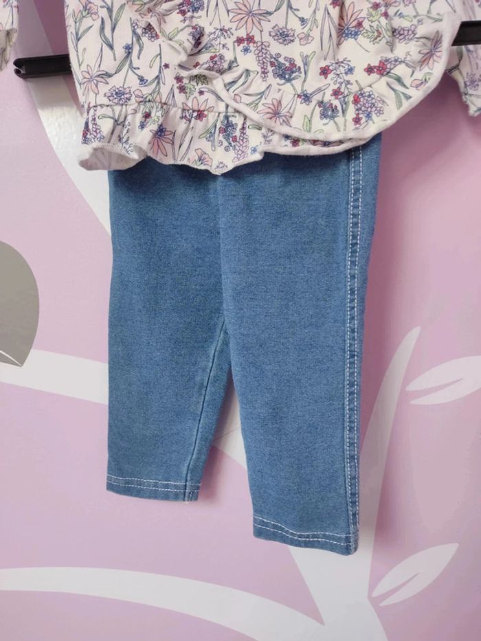 Ensemble (Haut + pantalon ) 6 mois - photo numéro 3