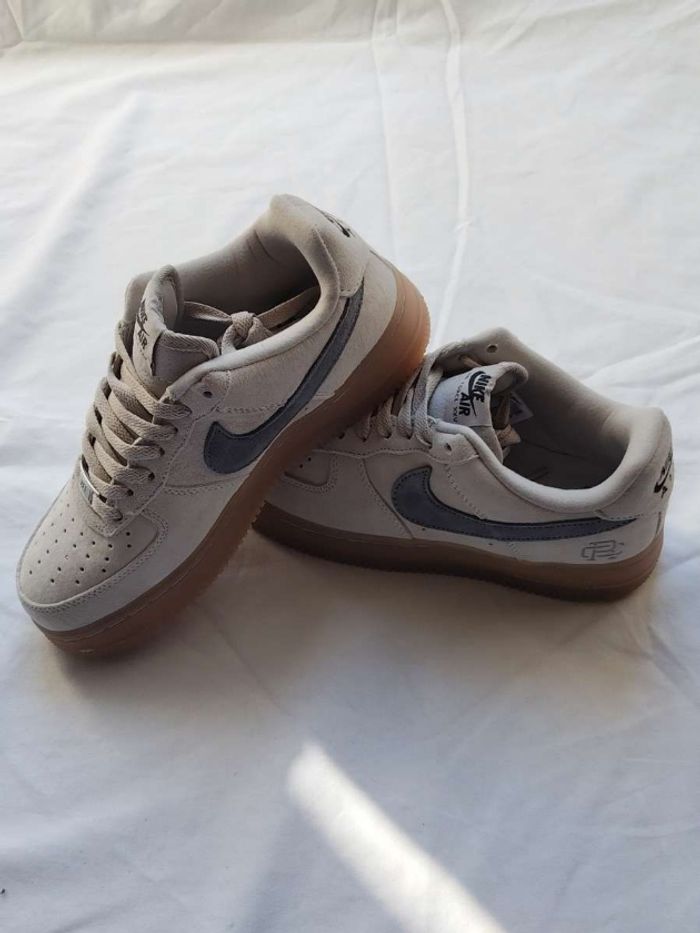 Basket Nike air force 1 taille 37,5
