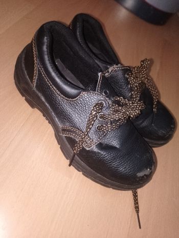 Chaussure de sécurité p.35