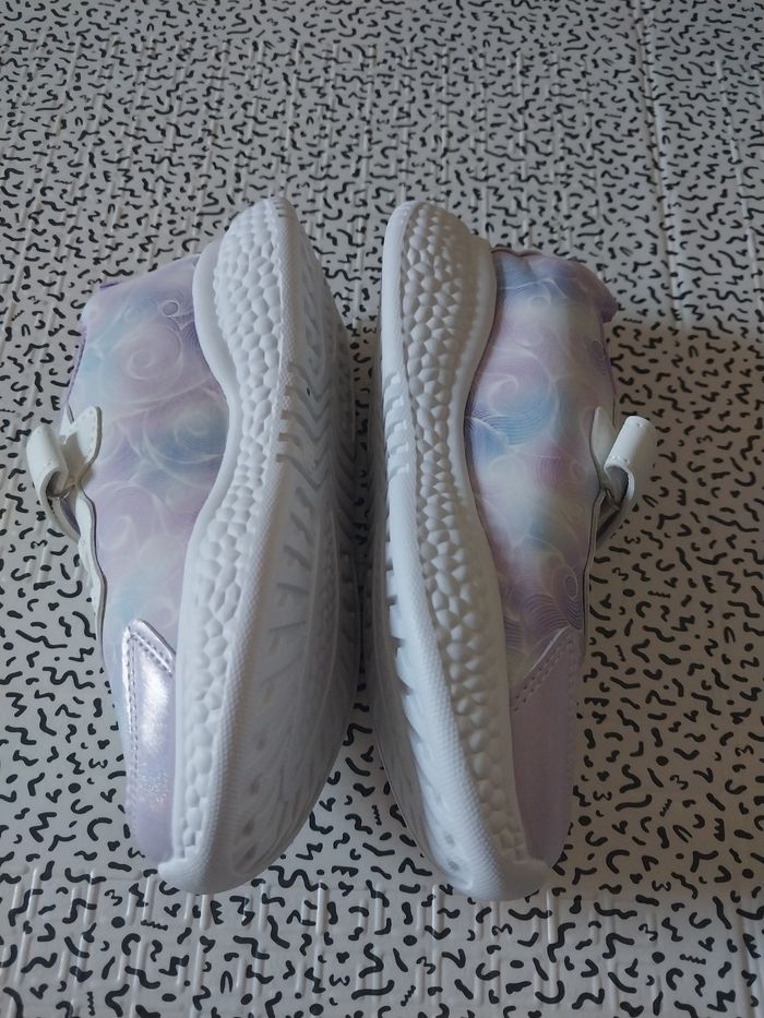 baskets fille frozen elsa lumineuses pointure 31 neuves - photo numéro 2