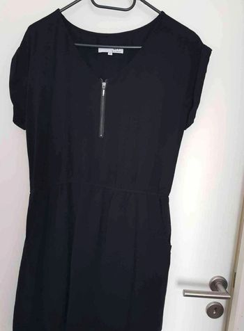 Robe noir taille 40