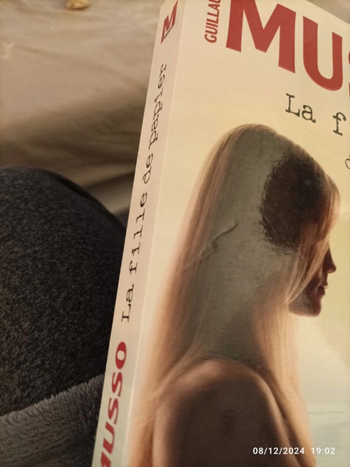 La fille de papier Guillaume Musso - photo numéro 4