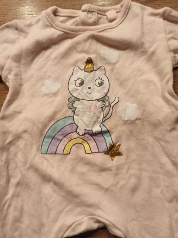 Pyjama 3 mois - photo numéro 2