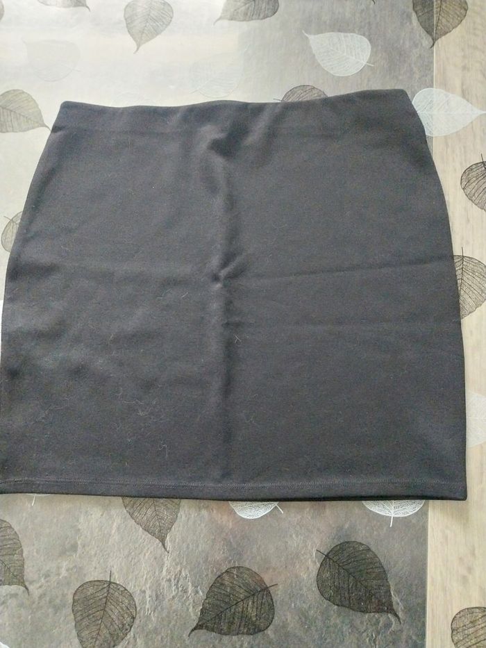 Mini jupe - photo numéro 4