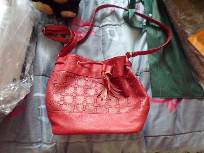 Sac à main rouge bordeaux