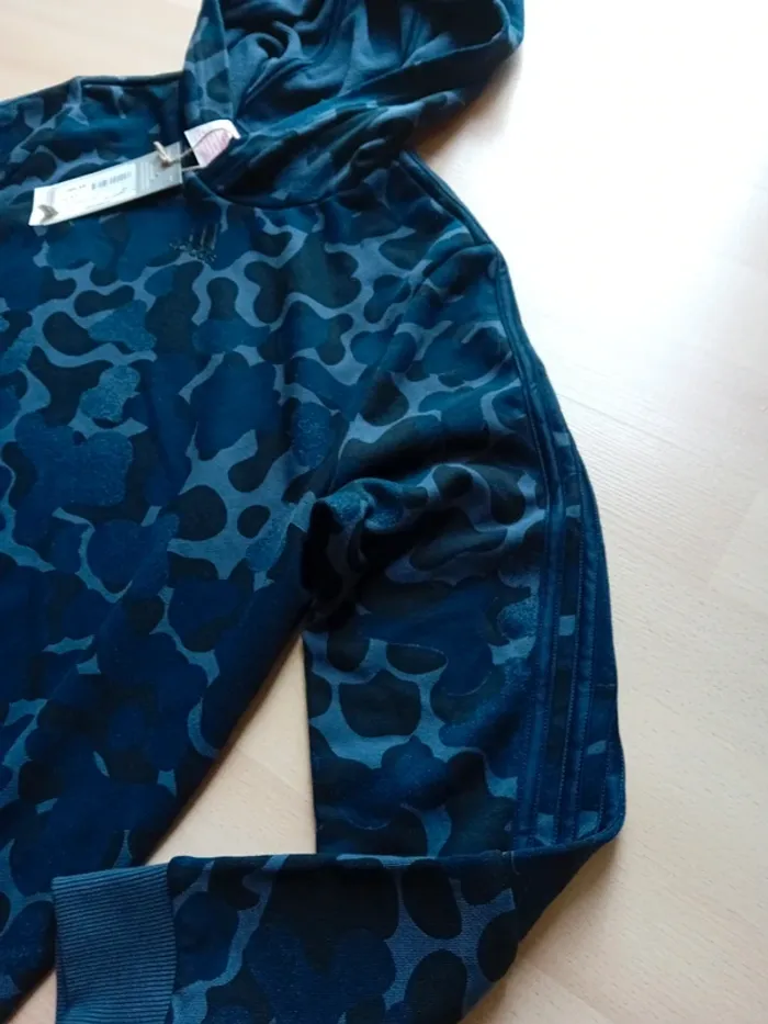 Sweat Adidas neuf 13-14 ans - photo numéro 3