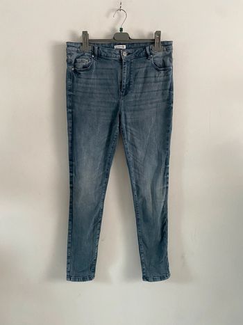 Jean cache cache
