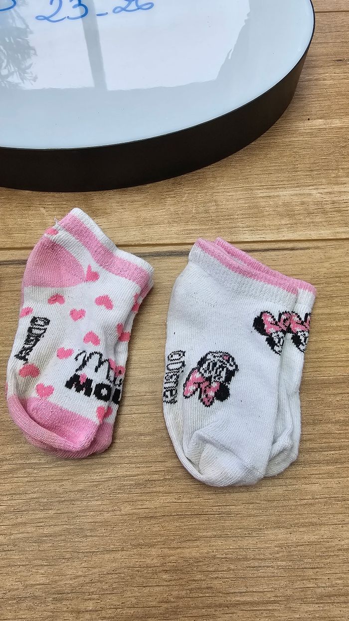 Lot chaussettes 👧🏽 p23-26 - photo numéro 3