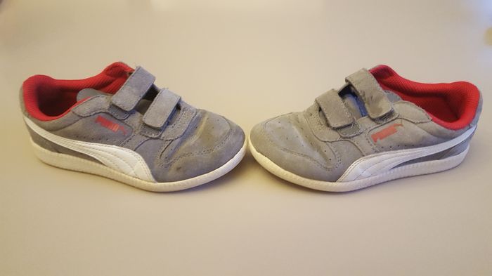 Baskets Puma en cuir suédé  taille 31 - photo numéro 2