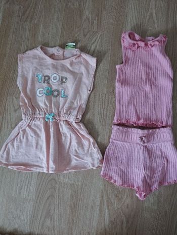 Lot de deux vêtements été