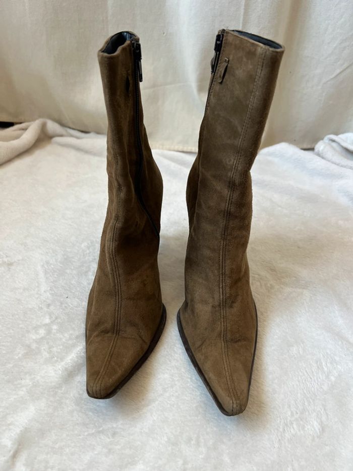 Bottines talons kaki cuir daim Forestcore y2k vintage made in Italy 🇮🇹 90s - Pointure 39 - photo numéro 2