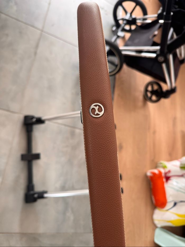 Priam 4 année 2023 poussette cybex + Nacelle très bon état - photo numéro 7