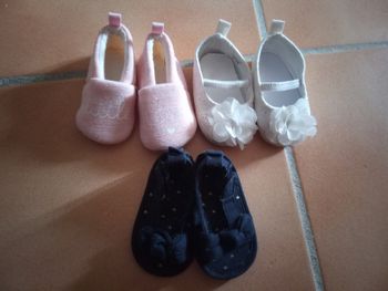 Lot de chaussures taille 3-6mois