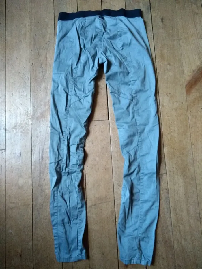 Pantalon tissu gris style legging gris RVCA taille S - photo numéro 4
