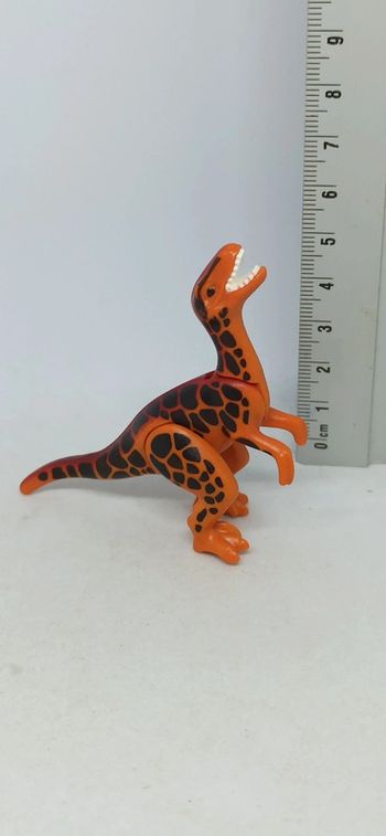 Bébé raptor orange playmobil