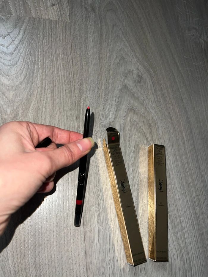 Lot de 2 Crayon à lèvre avec taille crayon d’un côté ( neuf ) - photo numéro 8