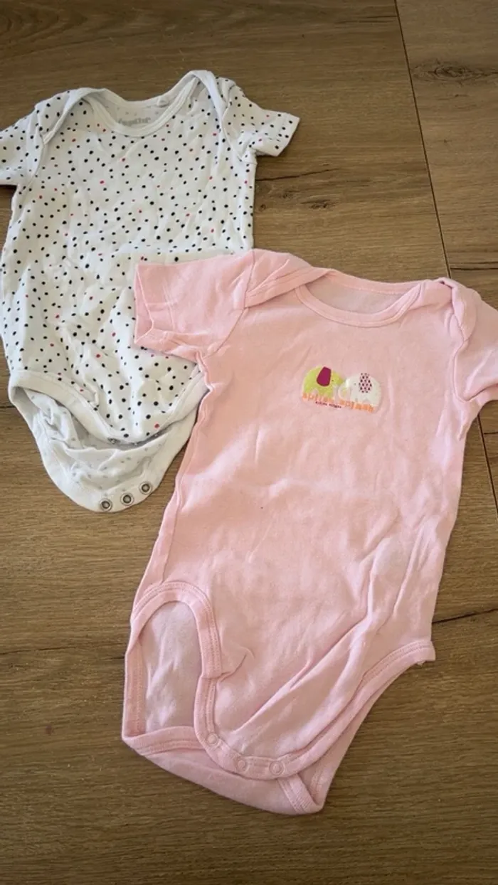 Lot fille 9 mois - photo numéro 2