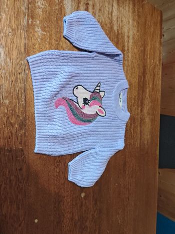 Pull licorne fille taille 2 ans