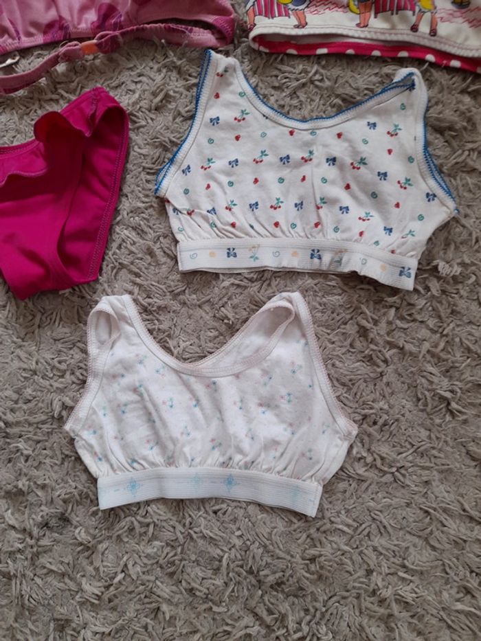 🟩Lot brassière. Maillot bain 2/ 3ans - photo numéro 4