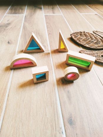 🌈 Jeu d'éveil  - Lot de 6 blocs en bois d'hevea avec miroirs prismes multicolores - 