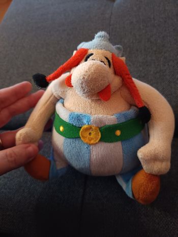 Peluche Obélix (acheté au parc Astérix)