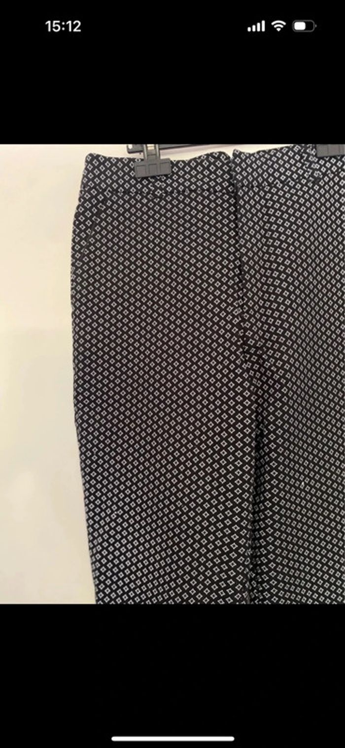Pantalon noir petits motifs blanc - photo numéro 2