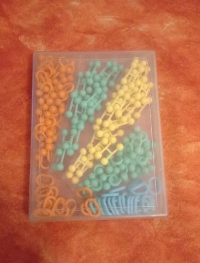 Jeu ancien de perles , anneaux vintage