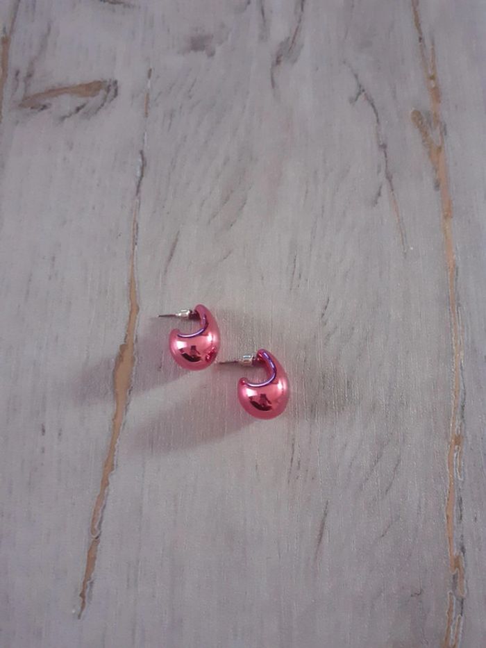 Boucles d'oreilles gouttes d'eau roses
