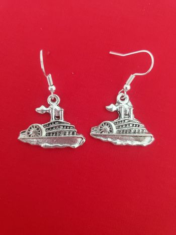 Boucles d'oreilles pendante argenté  bateau mer paquebot
