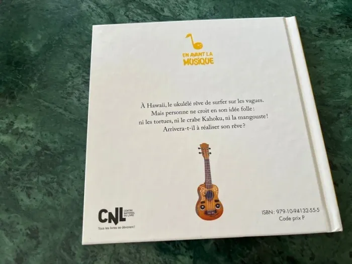 Livre Le ukulélé qui voulait surfer - photo numéro 5