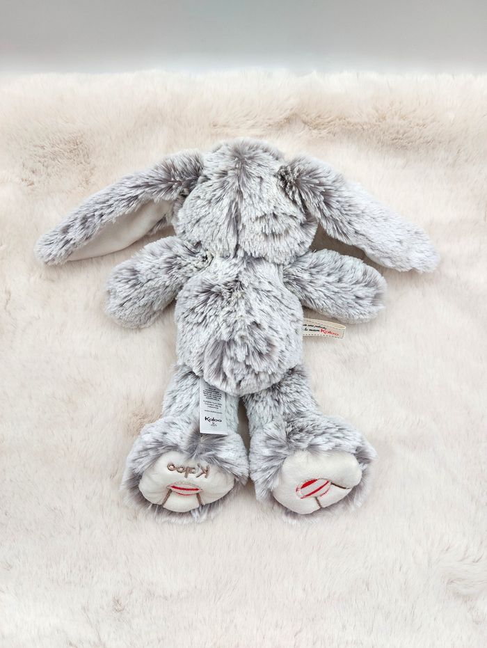 Peluche doudou lapin gris chiné blanc rouge Kaloo 25 cm sans les oreilles coeur - photo numéro 2