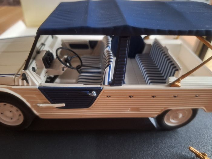 Citroën Méhari Azua 1:18 - photo numéro 6
