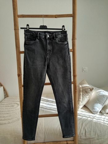 Jean gris foncé taille haute Only taille M
