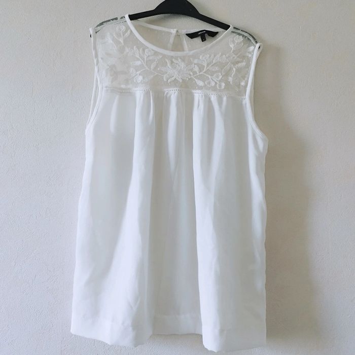 Blouse dentelle sans manches - photo numéro 4