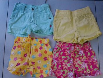 Lot de short 2 ans