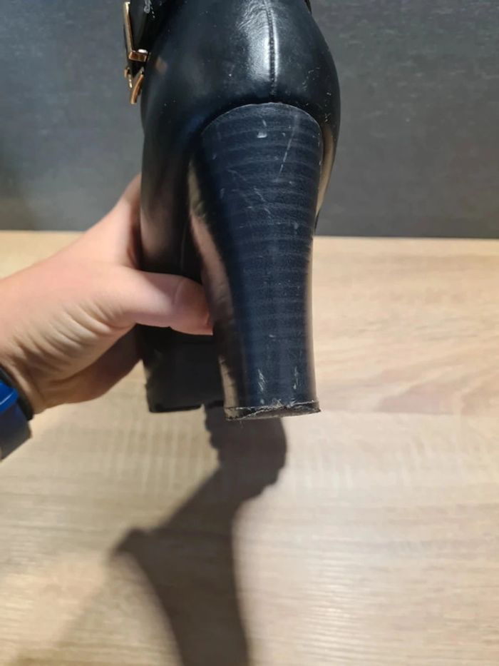 Bottines noires à talons taille 38 - photo numéro 12