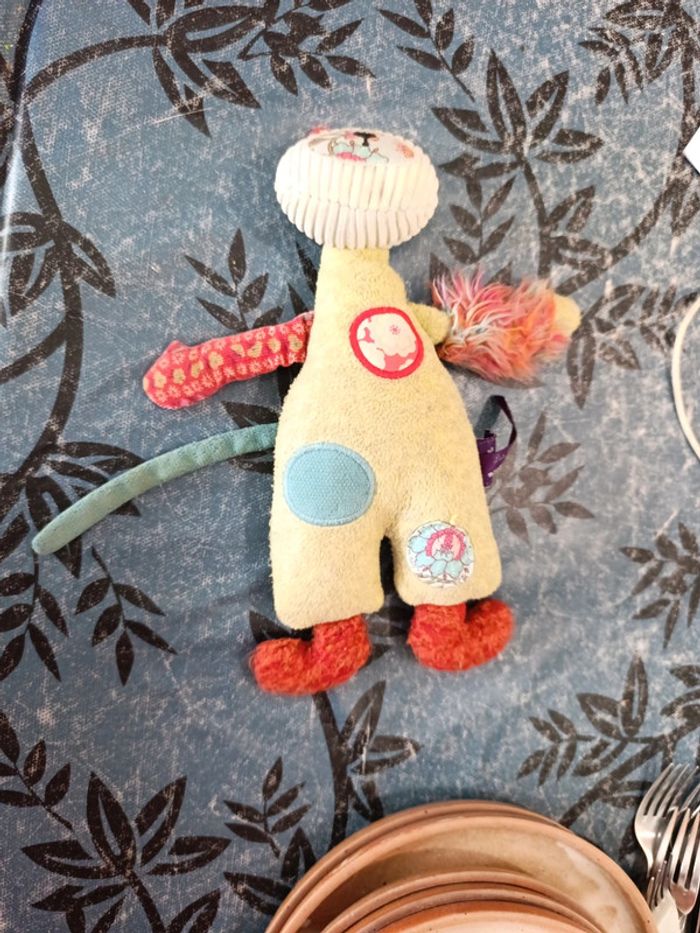 Doudou peluche chat
