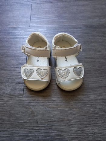 Sandales fille taille 19