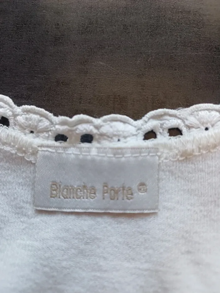 T-shirt col V blanc - photo numéro 4